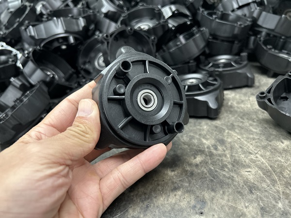 เราจะโอนแม่พิมพ์ฉีดพลาสติกทั้งหมดเหล่านี้ไปยังโรงงานใหม่ของเวียดนาม