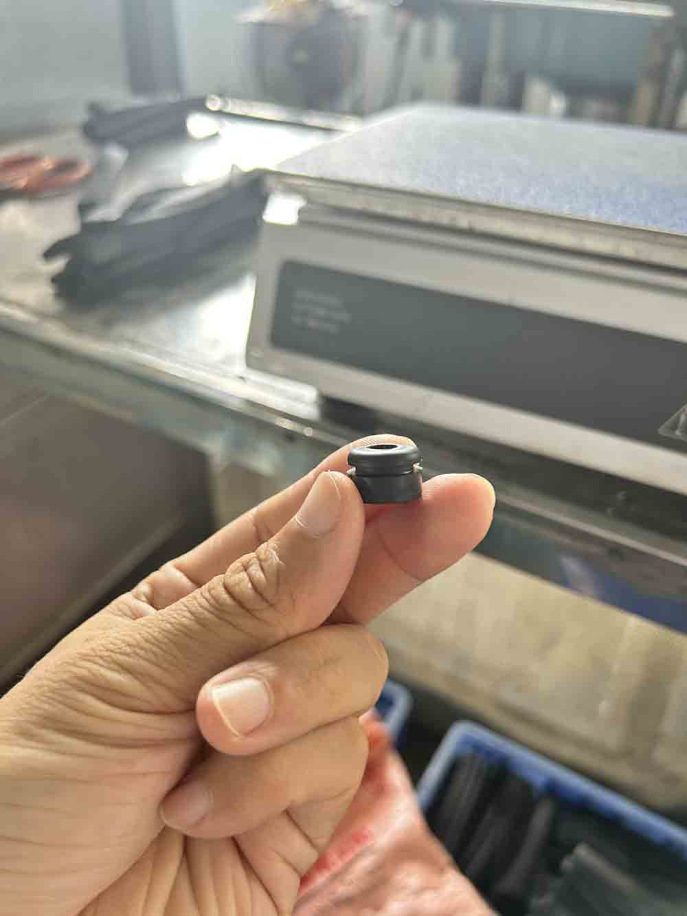 แผ่นรองเท้าที่ไม่ลื่นของยางธรรมชาติ OEM Tooling & Manufacturing